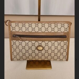 Gucci GG Plus Brown Monogram Vintage Clutch